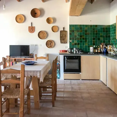 펜션 Beni Benius - Typical Restored House In Nurachi